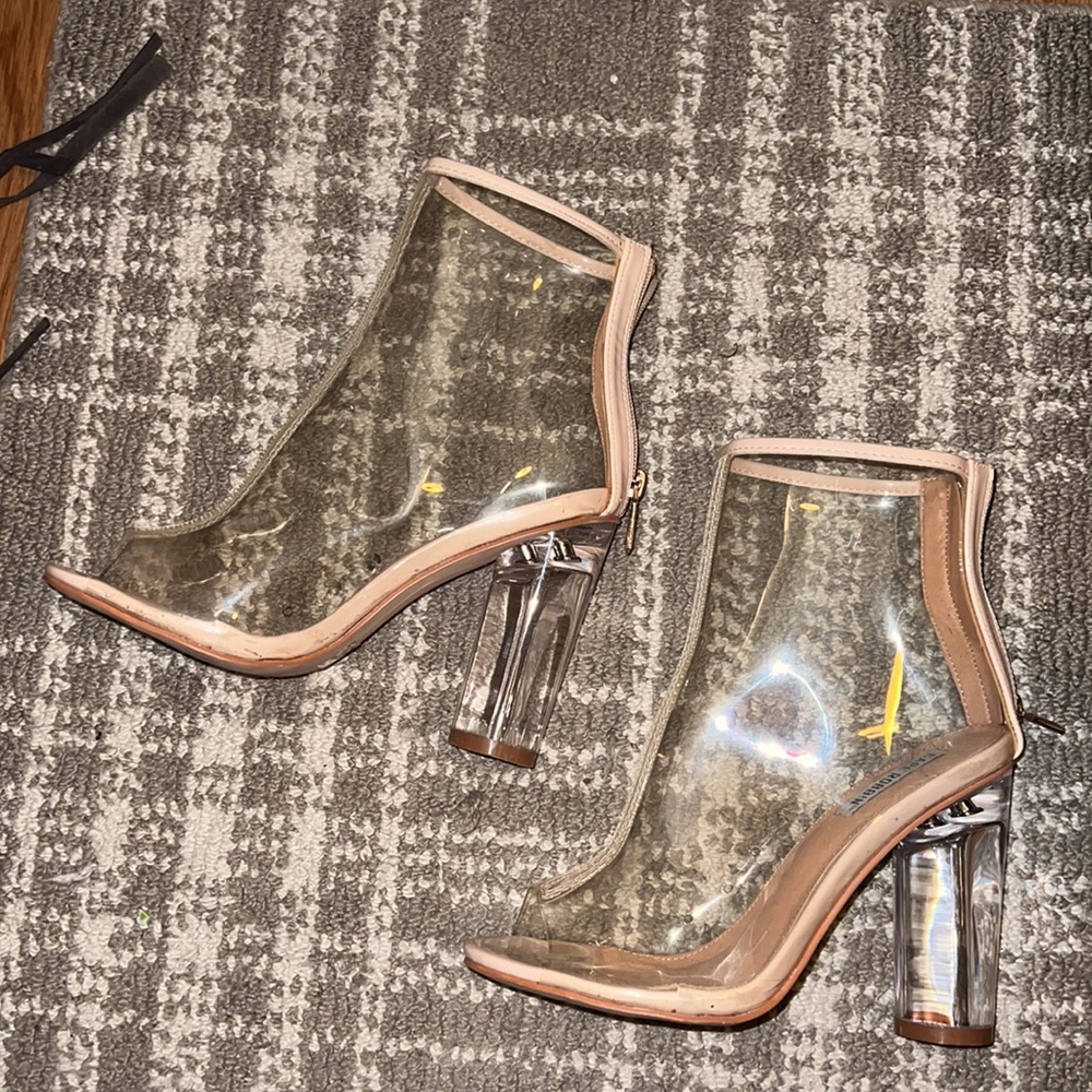 Cape Robbin Clear Peep toe Booties